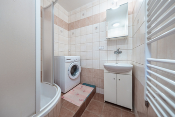 Prodej bytu 2+1 v osobním vlastnictví 61 m², Chomutov