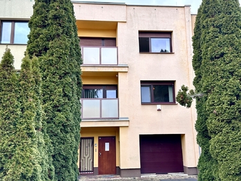 Prodej domu 185 m², Praha 4 - Háje