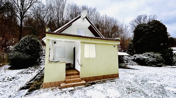 Pohled na chatu - Prodej chaty / chalupy 40 m², Jílové u Prahy