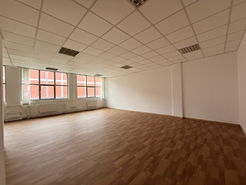 Pronájem kancelářských prostor 77 m², Zlín