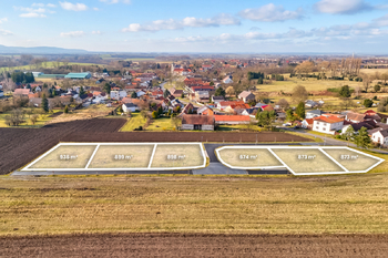 Prodej pozemku 873 m², Chotusice