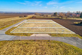 Prodej pozemku 873 m², Chotusice