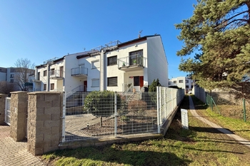 Prodej domu 320 m², Praha 4 - Modřany