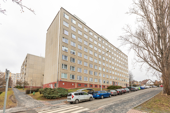 Prodej bytu 2+kk v osobním vlastnictví 36 m², Praha 6 - Řepy