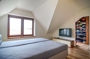 Ložnice - Prodej domu 179 m², Rakvice