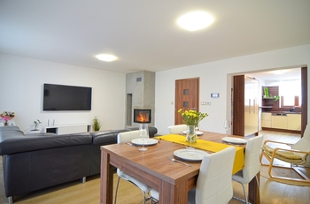 Obývací pokoj s jídelnou - Prodej domu 179 m², Rakvice