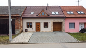 Prodej domu 179 m², Rakvice