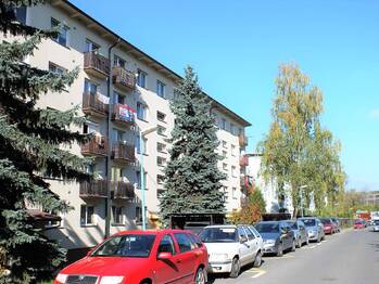 Pronájem bytu 1+1 v osobním vlastnictví 28 m², Milovice