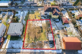 Prodej pozemku 739 m², Líně