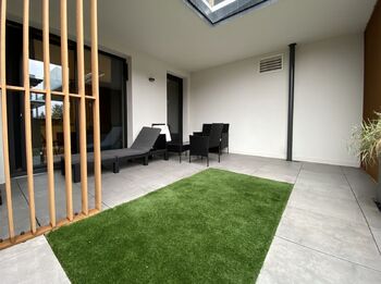 +420 776 335 999, ladislav.urbancik@re-max.cz - Prodej bytu 1+kk v osobním vlastnictví 56 m², Zarzecze