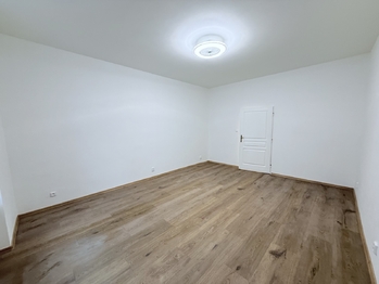Pronájem bytu 2+1 v osobním vlastnictví 58 m², Praha 5 - Smíchov