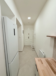 Pronájem bytu 2+1 v osobním vlastnictví 58 m², Praha 5 - Smíchov