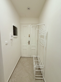 Pronájem bytu 2+1 v osobním vlastnictví 58 m², Praha 5 - Smíchov