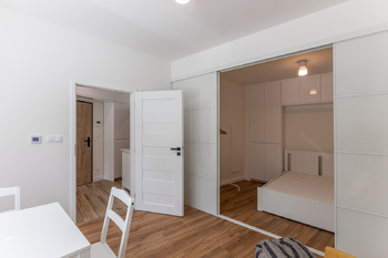 Pronájem bytu 1+1 v osobním vlastnictví 39 m², Praha 6 - Veleslavín