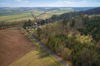 Prodej pozemku 3597 m², Stříbrná Skalice