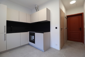 Kuchyně/Předsíň - Pronájem bytu 1+1 v osobním vlastnictví 32 m², Praha 5 - Košíře