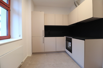 Kuchyně - Pronájem bytu 1+1 v osobním vlastnictví 32 m², Praha 5 - Košíře