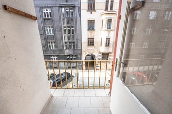 Prodej bytu 3+kk v družstevním vlastnictví 68 m², Praha 7 - Holešovice