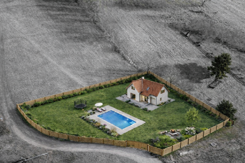 Prodej pozemku 1643 m², Světlá pod Ještědem