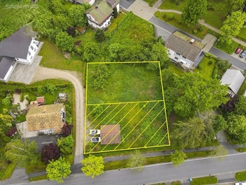 Prodej pozemku 693 m², REG