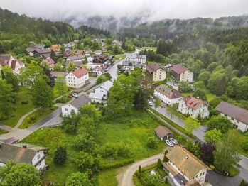 Prodej pozemku 693 m², REG