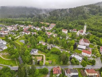 Prodej pozemku 693 m², REG