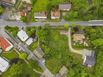 Prodej pozemku 693 m², REG