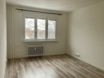 Pronájem bytu 2+1 v osobním vlastnictví 54 m², Chomutov