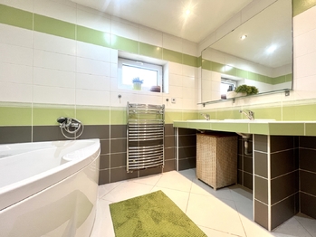 Prodej domu 157 m², Hrušovany