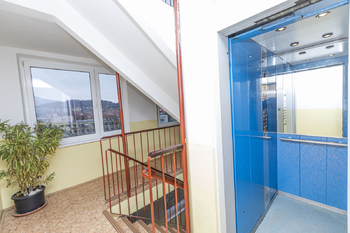 Výtah - Pronájem bytu 2+kk v osobním vlastnictví 40 m², Litoměřice