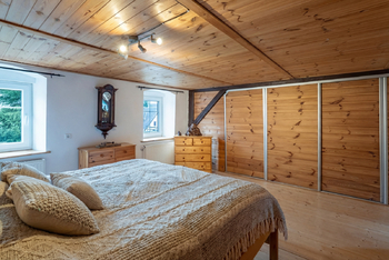 Pokoj 2.NP - Prodej domu 180 m², Vejprty