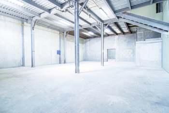 Pronájem skladovacích prostor 1263 m², Praha 9 - Vysočany