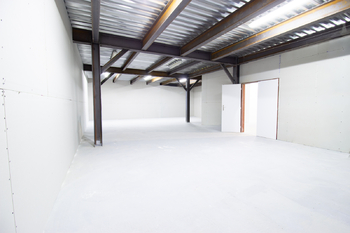 Pronájem skladovacích prostor 1263 m², Praha 9 - Vysočany