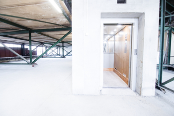 Pronájem skladovacích prostor 1263 m², Praha 9 - Vysočany