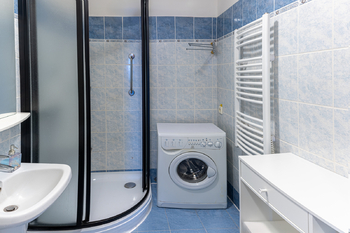 +420 721 415 122 I lucie.krechterová@re-max.cz - Pronájem bytu 3+1 v osobním vlastnictví 63 m², Ostrava