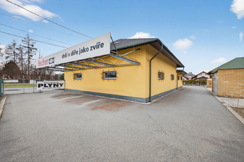 Prodej obchodních prostor 499 m², Skotnice
