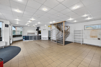 Prodej obchodních prostor 499 m², Skotnice