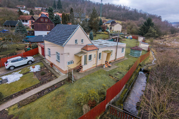 Prodej domu 155 m², Bžany