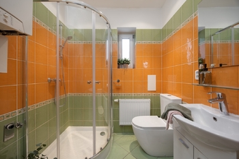 Prodej bytu 1+kk v osobním vlastnictví 27 m², Unhošť