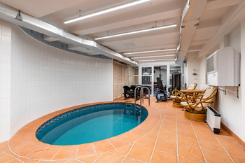 Wellness in basement - Prodej domu 464 m², Praha 10 - Vinohrady