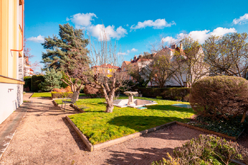 Garden view - Prodej domu 464 m², Praha 10 - Vinohrady