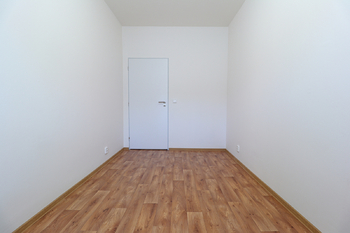 Ložnice - Prodej bytu 2+kk v osobním vlastnictví 41 m², Praha 9 - Kyje