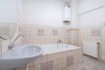 Koupelna - Prodej domu 243 m², Kutná Hora