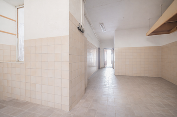 Velký sklad - Prodej domu 243 m², Kutná Hora