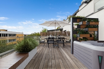 Prodej bytu 2+kk v osobním vlastnictví 48 m², Praha 8 - Libeň