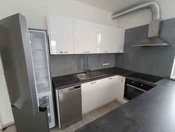Pronájem bytu 2+kk v osobním vlastnictví 51 m², Praha 9 - Vysočany