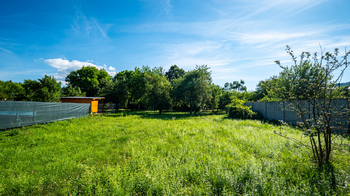 Prodej pozemku 1465 m², Březina