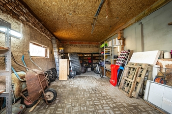 Garáž - Prodej chaty / chalupy 209 m², Klatovy