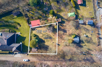 Prodej pozemku 839 m², Náchod
