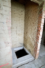 vchod do sklepa - Prodej domu 153 m², Vrbátky